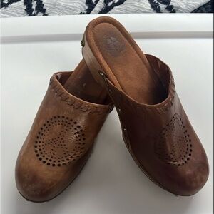 Brown Leather Women's Clogs